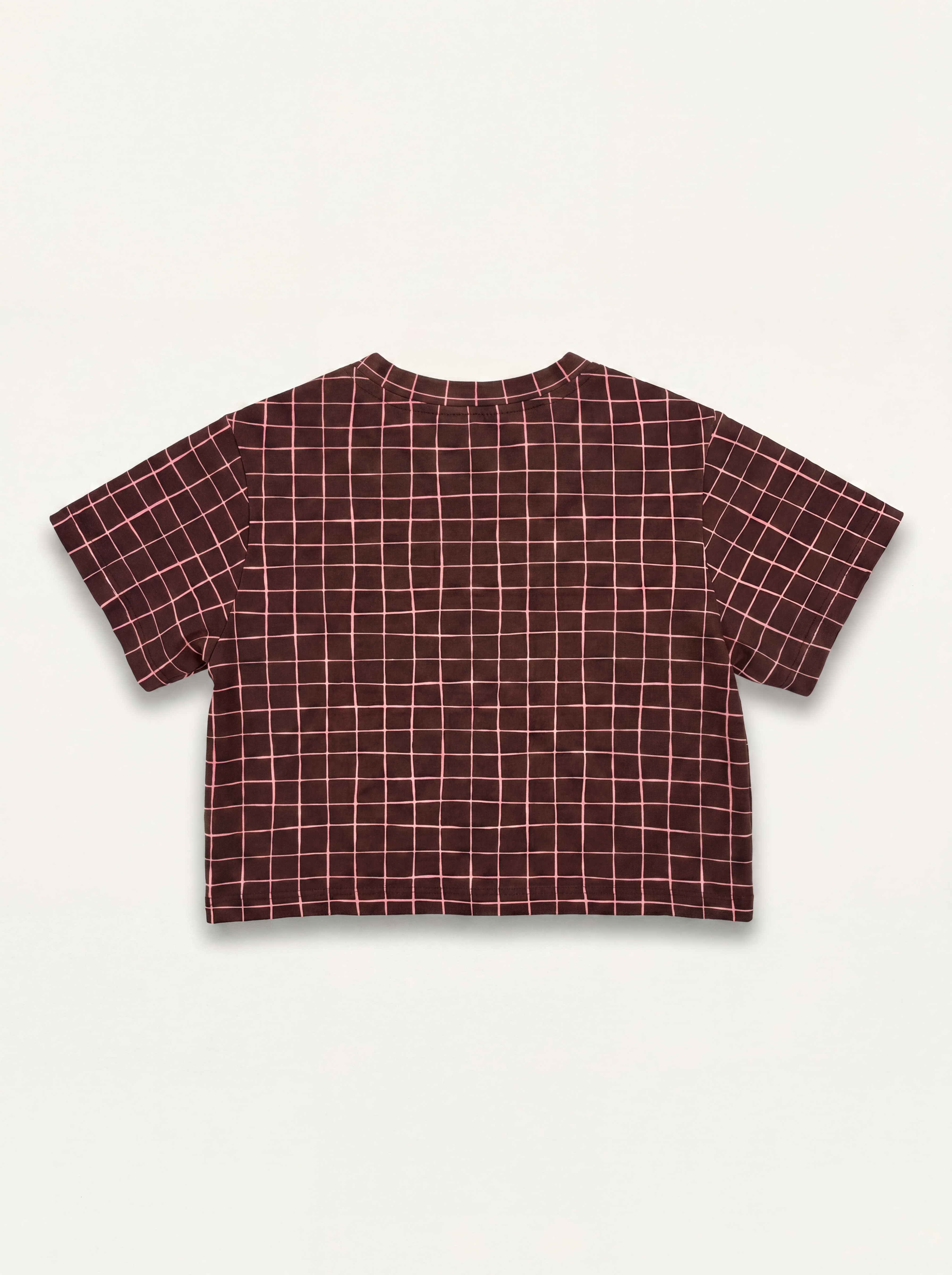 Send More Hugs Cropped Tee